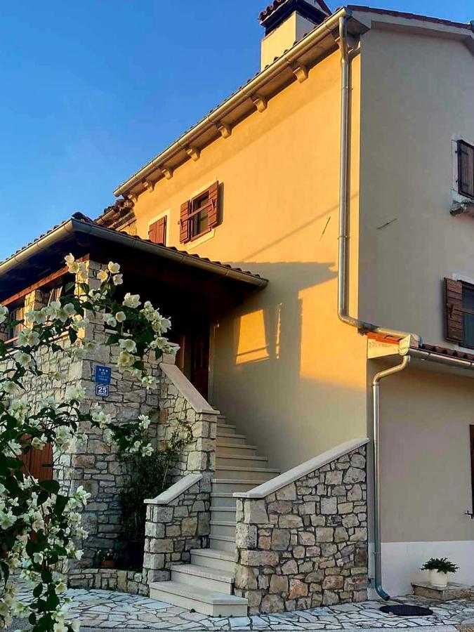 Guesthouse Marija Potpićan Extérieur photo